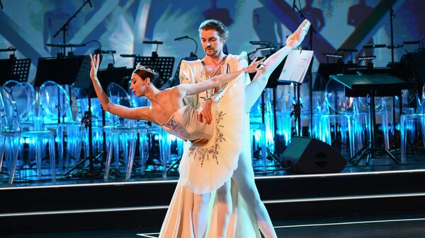 Солисты балета Большого театра Ани Туразашвили и Александр Волчков