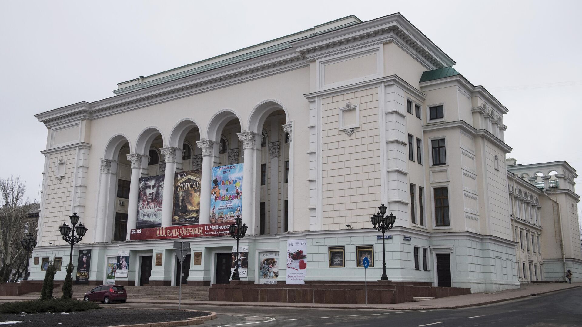 Здание Донецкого государственного академического театра оперы и балета
имени А. Б. Соловьяненко в Донецке - РИА Новости, 1920, 02.03.2024