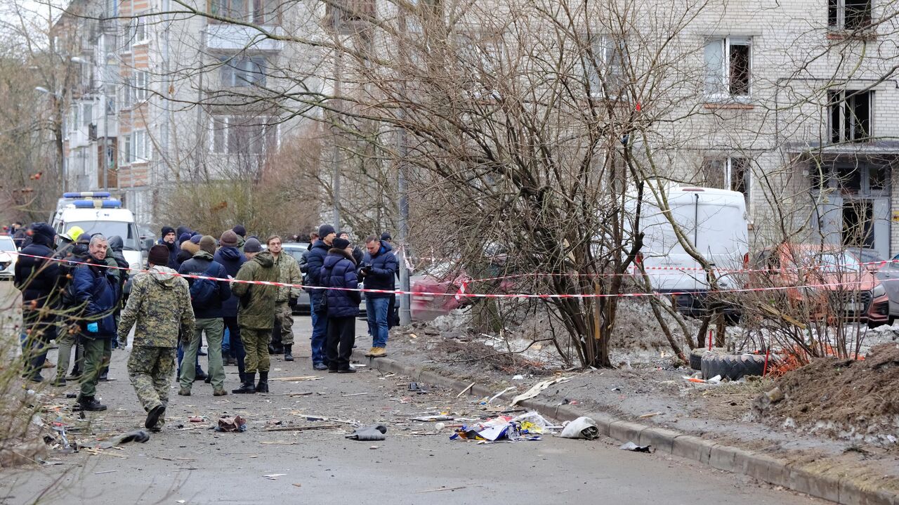 В квартиры, поврежденные при ЧП в Петербурге, вернули отопление - РИА  Новости, 03.03.2024