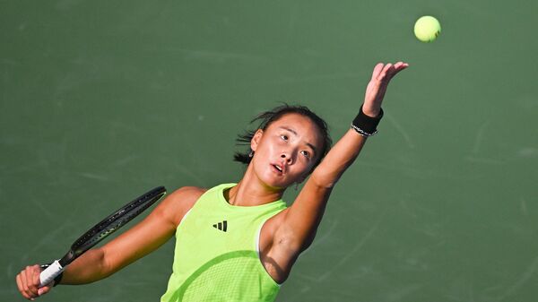 Китайская теннисистка Юань Юэ