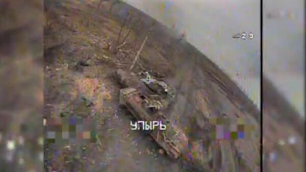 Уничтожение танка Abrams под Авдеевкой FPV-дронами Упырь