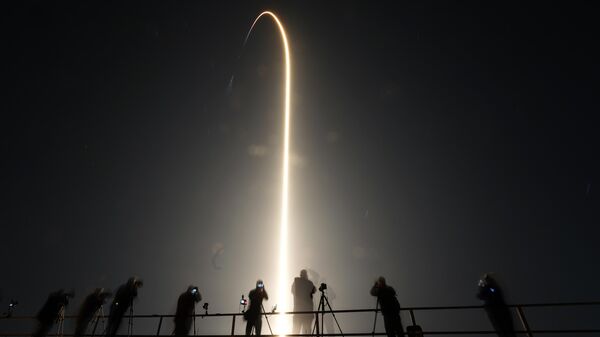 Запуск ракеты-носителя Falcon 9 (архивное фото)