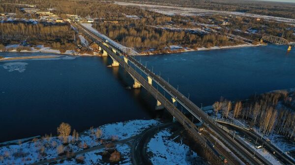 Открытие моста через реку Волхов в Киришах в Ленинградской области