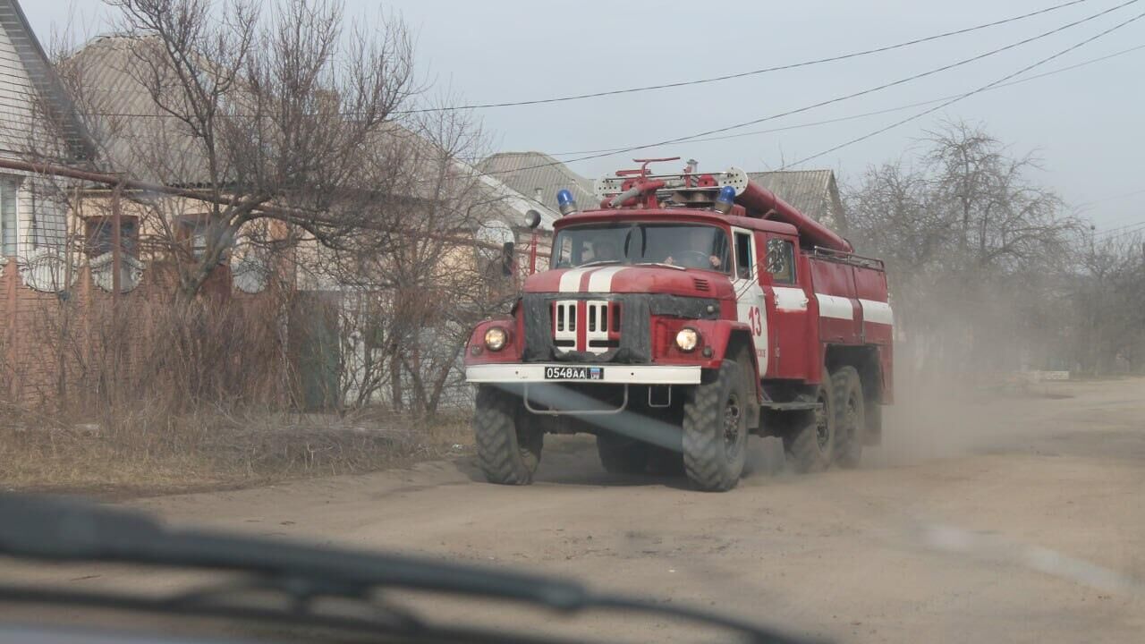 Расчет МЧС, прибывший на место обстрела в городе Кременная в ЛНР - РИА Новости, 1920, 05.03.2024