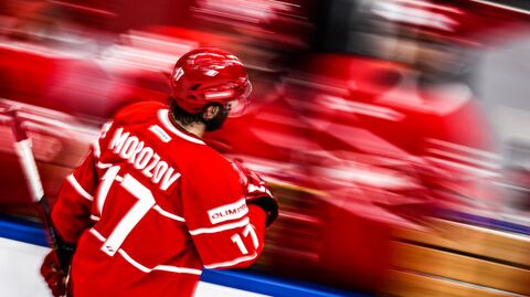 Игрок ХК Спартак Иван Морозов