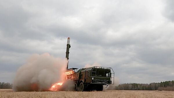 Удар оперативно-тактическим ракетным комплексом Искандер по объектам ВСУ