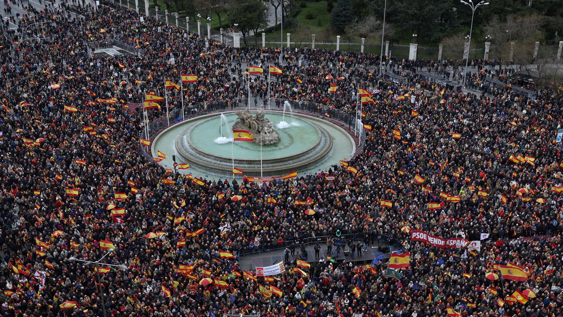 Демонстрация против закона об амнистии сторонников независимости Каталонии в Мадриде. 9 марта 2024 - РИА Новости, 1920, 09.03.2024