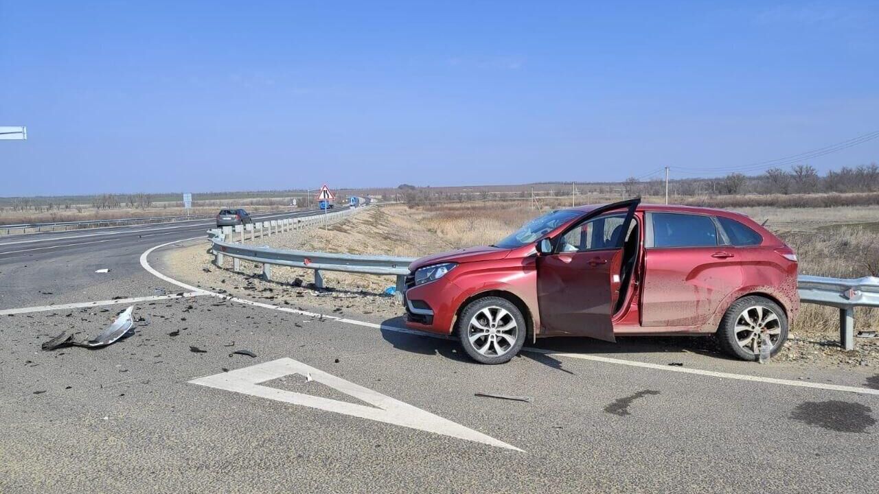 На Ставрополье пять человек пострадали в ДТП с участием двух легковушек -  РИА Новости, 10.03.2024