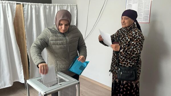 Досрочное голосование на выборах президента РФ в турецкой Бурсе. 10 марта 2024