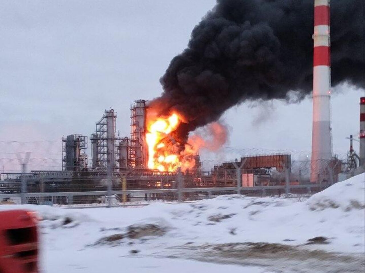 БПЛА атаковали объект ТЭК в Кстовской промзоне в Нижегородской области -  РИА Новости, 12.03.2024