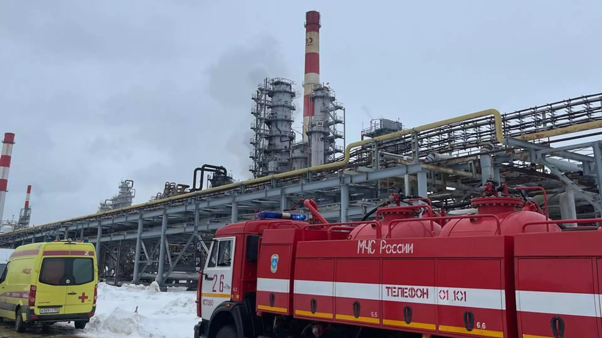 Объект топливно-энергетического комплекса в Кстовской промзоне в Нижегородской области после атаки беспилотника - РИА Новости, 1920, 29.03.2024