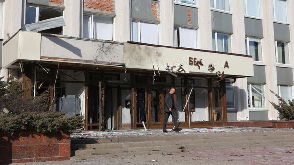 Здание мэрии Белгорода, поврежденное в результате атаки украинского беспилотника