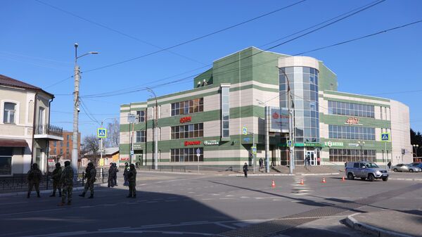 Торговый центр, на крышу которого упал беспилотник в Белгороде. 12 марта 2024