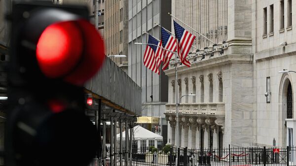 Здание Нью-Йоркской фондовой биржи на Уолл-стрит