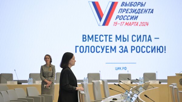 На Камчатке избирательный участок на выборах открыли под гимн России