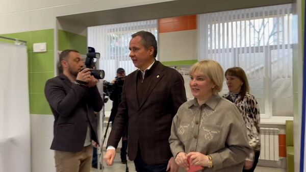 Белгородский губернатор Гладков на избирательном участке