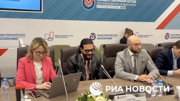 Рэпер Тимати приехал в Общественный штаб по наблюдению за выборами в Москве 