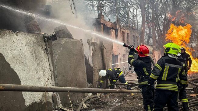 Сотрудники ГСЧС Украины в Одессе