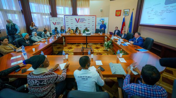 Иностранные наблюдатели, работающие на выборах президента России в Югре