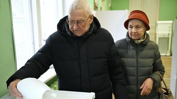 Московские избирательные участки в последний день голосования на президентских выборах 