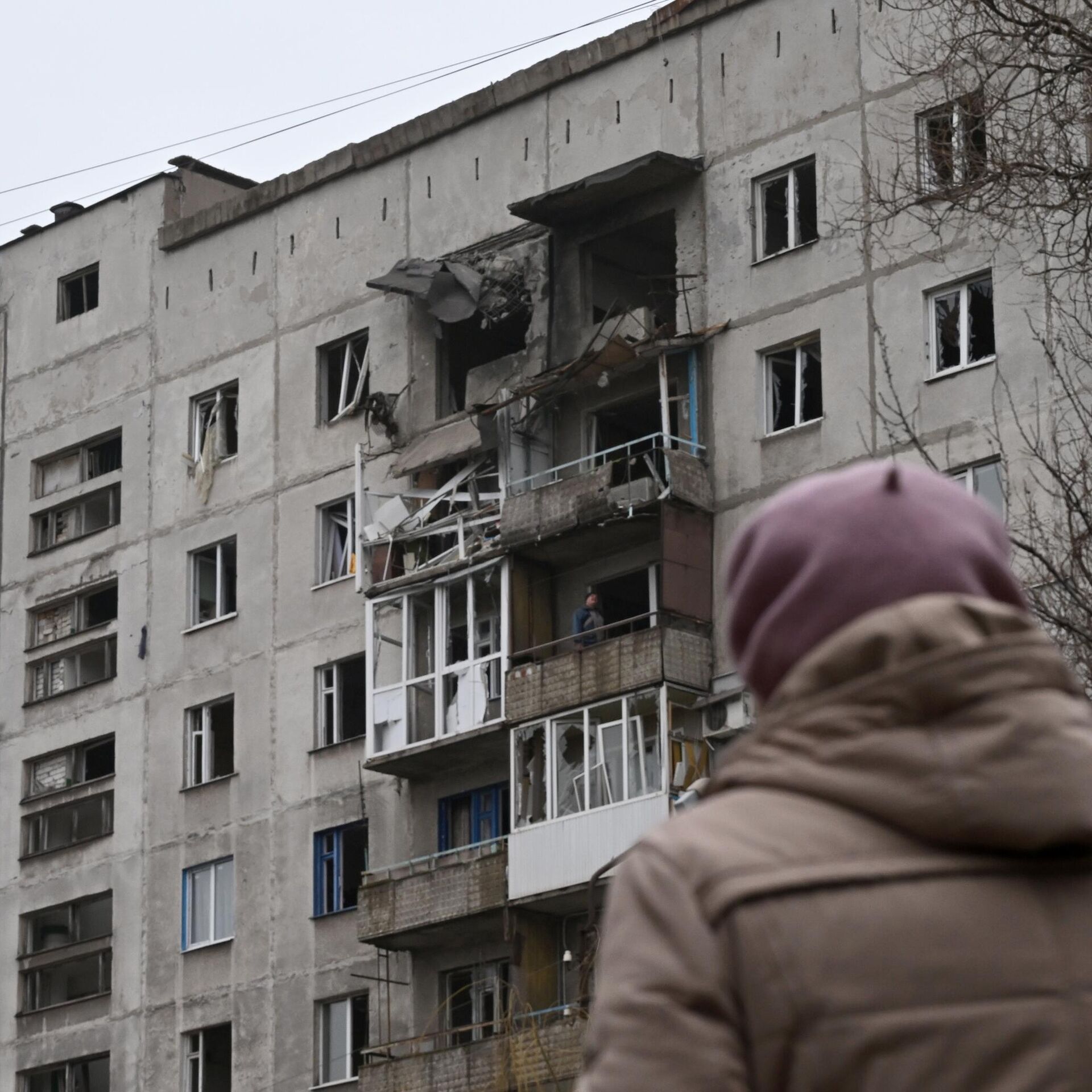 Украинский дрон атаковал жилой дом в Алчевске в ЛНР - РИА Новости,  17.03.2024