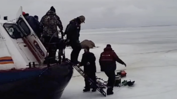 Операция по спасению рыбаков в Финском заливе. 17 марта 2024 года