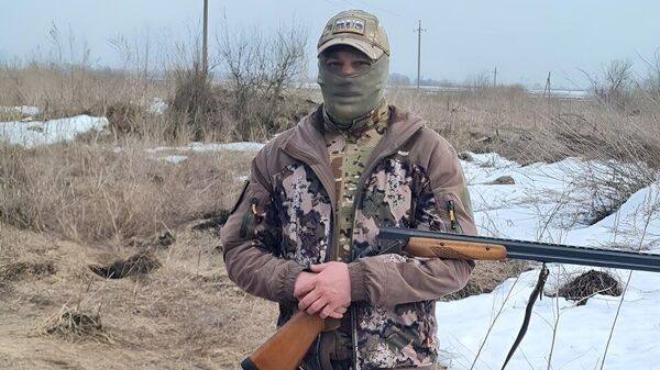 Боец добровольной народной дружины одного из приграничных районов Курской области из охотничьего ружья сбил вражеский дрон