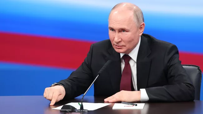 Кандидат в президенты РФ, действующий президент РФ Владимир Путин  