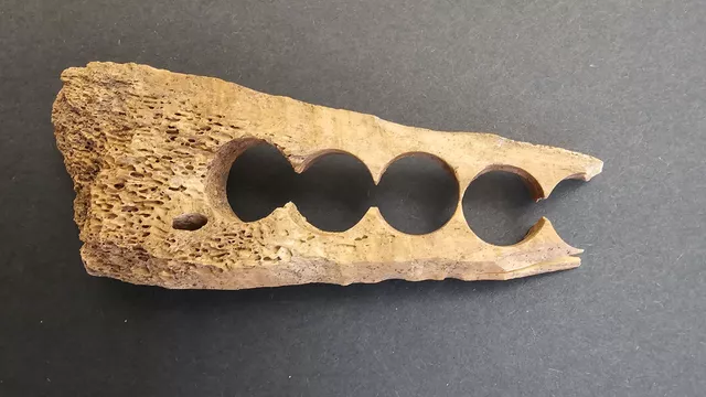 1934055582_0:57:2730:1593_640x0_80_0_0_e