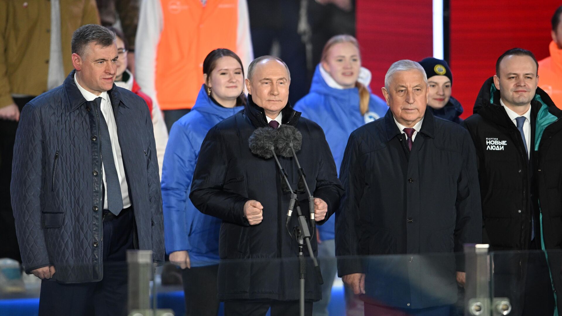 Президент РФ Владимир Путин на митинг-концерте на Красной площади в Москве, посвященном десятилетию воссоединения Крыма с Россией. 18 марта 2024 - РИА Новости, 1920, 18.03.2024