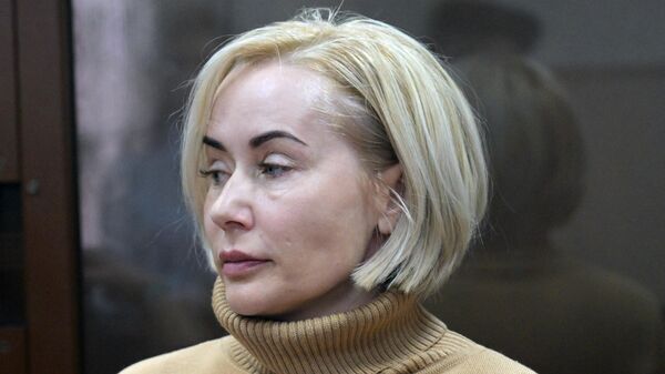 Бывшая переводчица посольства Швейцарии в Москве Наталья Полуэктова, обвиняемая в особо крупном мошенничестве, на заседании в Басманном суде Москвы