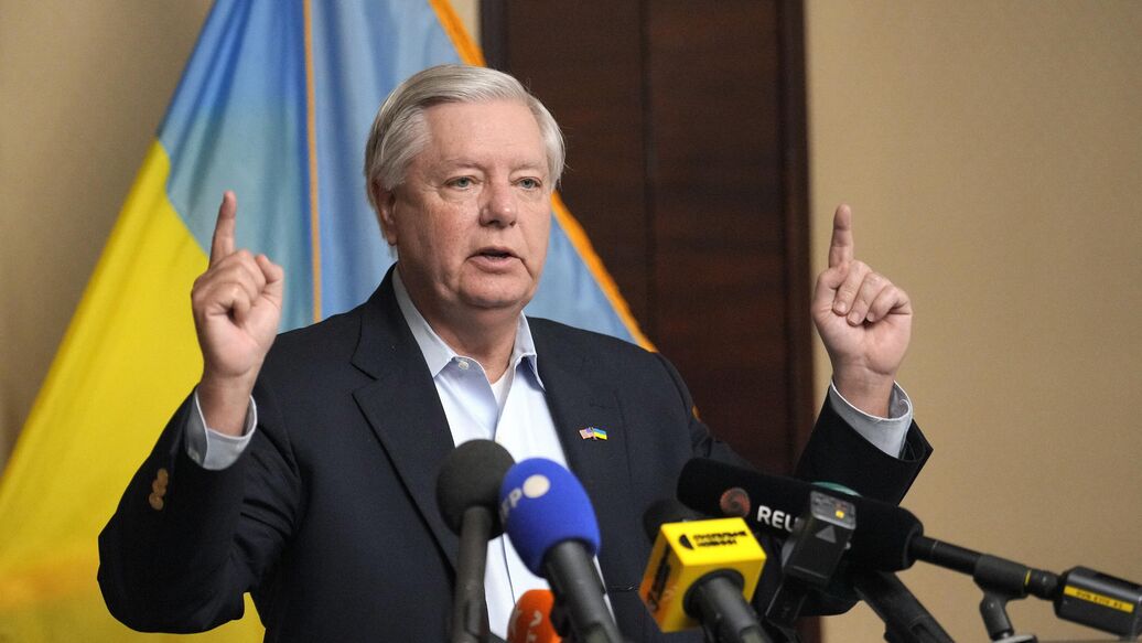 Американский сенатор утверждает, что Трамп одобрил санкции против России