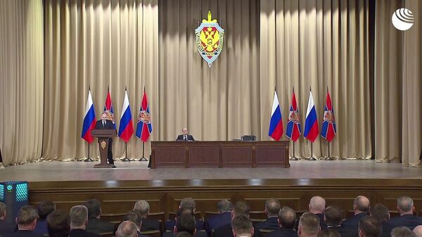 Путин поблагодарил личный состав ФСБ за обеспечение безопасности в Донбассе и Новороссии