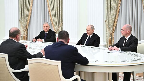 Президент РФ Владимир Путин проводит встречу с лидерами парламентских фракций. 19 марта 2024