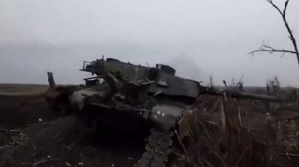 Подбитый под Авдеевкой танк Abrams ВСУ. Кадр из видео