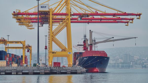 Мощности контейнерного терминала НУТЭП увеличим до 1 млн ДФЭ