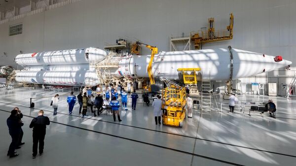 Специалисты собрали ракету тяжёлого класса Ангара-А5 для первого старта этого носителя с космодрома Восточный
