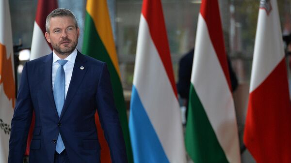 Пеллегрини заявил, что Словакия останется на стороне мира