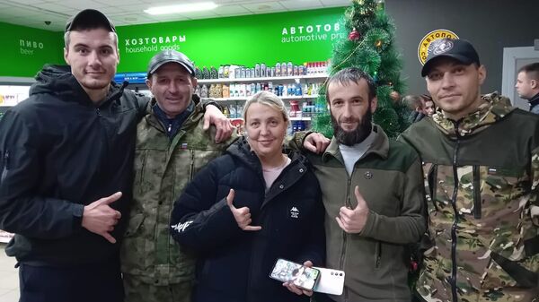 Сочинские и ростовские волонтеры отправили 30 литров борща и пирожки бойцам СВО