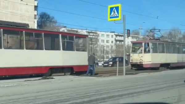 Столкновение двух трамваев Курчатовском районе Челябинска
