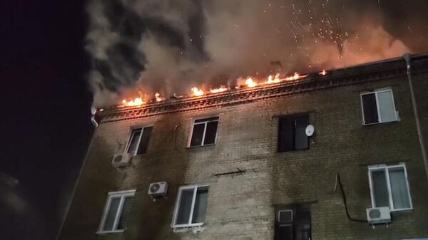 Место пожара в жилом доме в Саратове. 22 марта 2024
