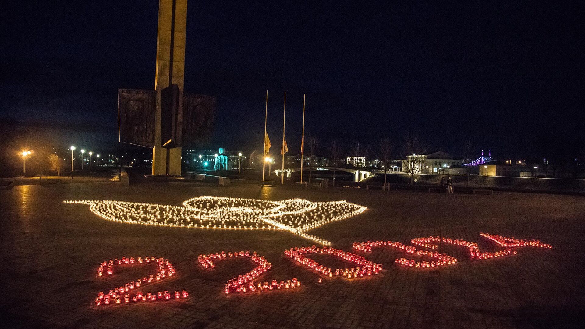 В Твери прошла акция, посвященная памяти жертв трагедии в Крокусе - РИА Новости, 1920, 23.03.2024