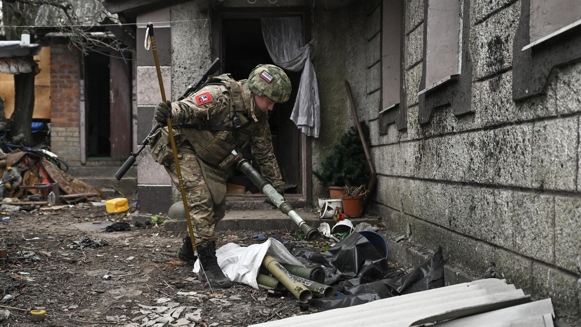 Военный инженер группировки войск Центр Центрального военного округа в Авдеевке - РИА Новости, 1920, 08.04.2024