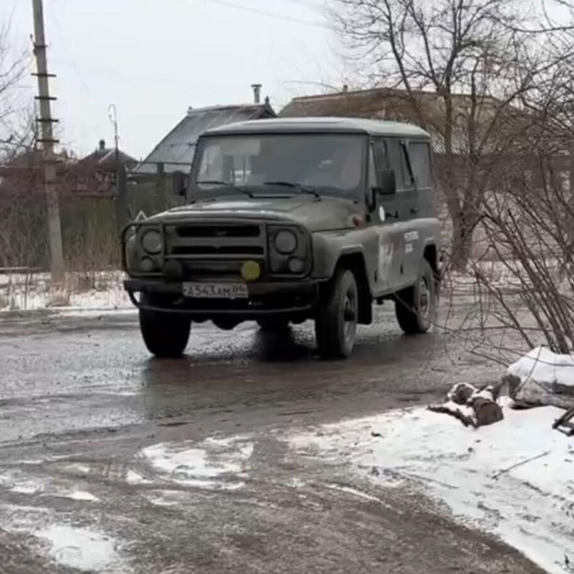 Алтайский биосферный заповедник передал автомобиль участникам спецоперации  - РИА Новости, 25.03.2024