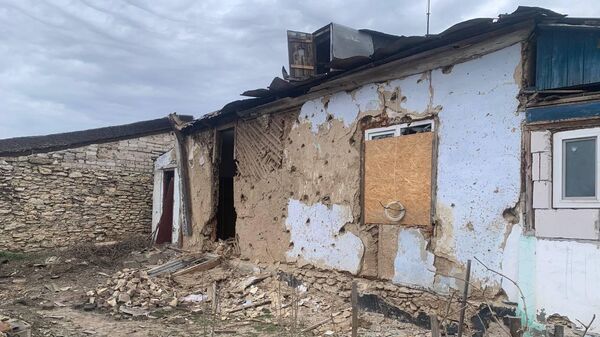 Жилой дом в Каховке, пострадавший от обстрела со стороны ВСУ. 25 марта 2024 года
