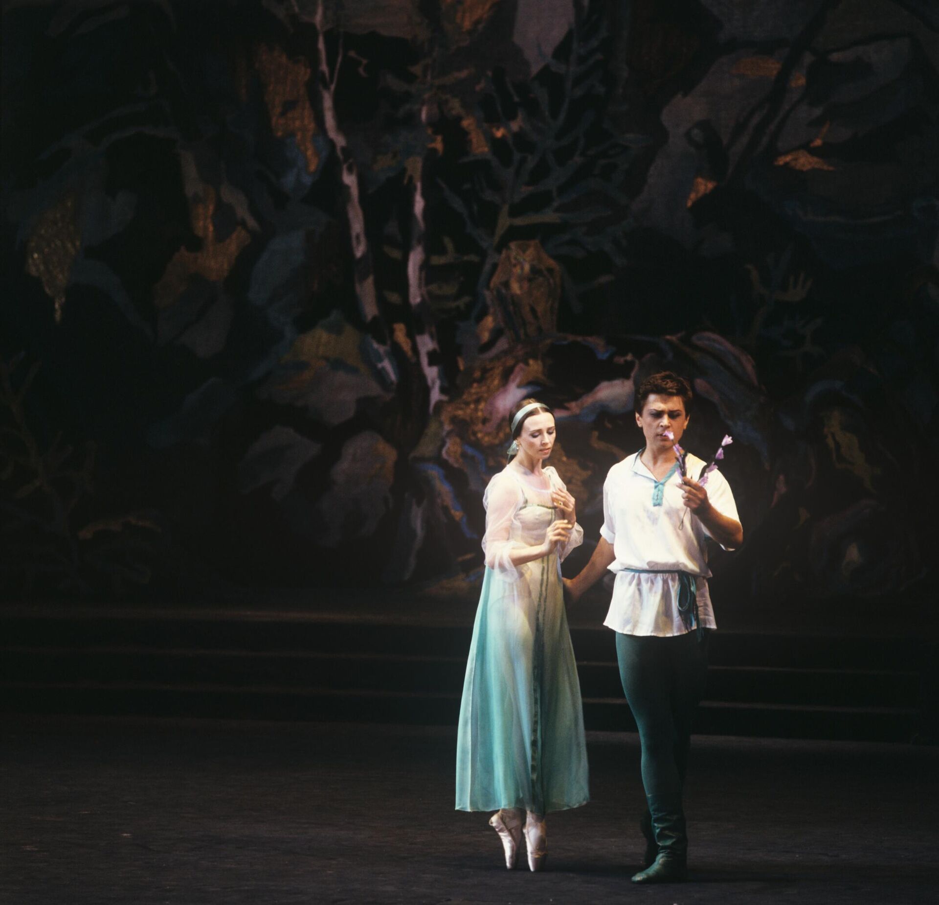 Сцена из балета Каменный цветок - РИА Новости, 1920, 26.03.2024