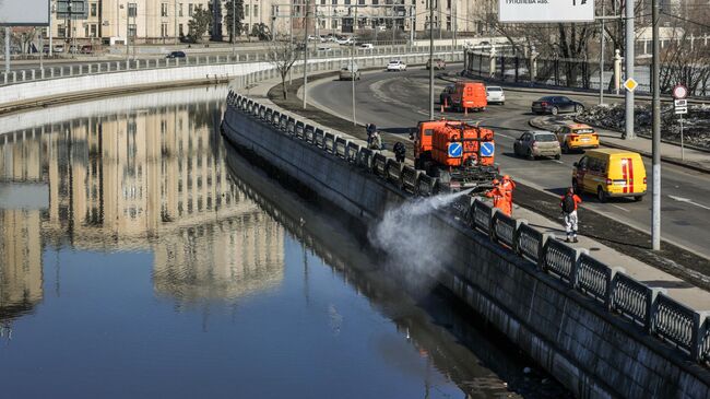 Работы по промывке инженерных сооружений Москвы