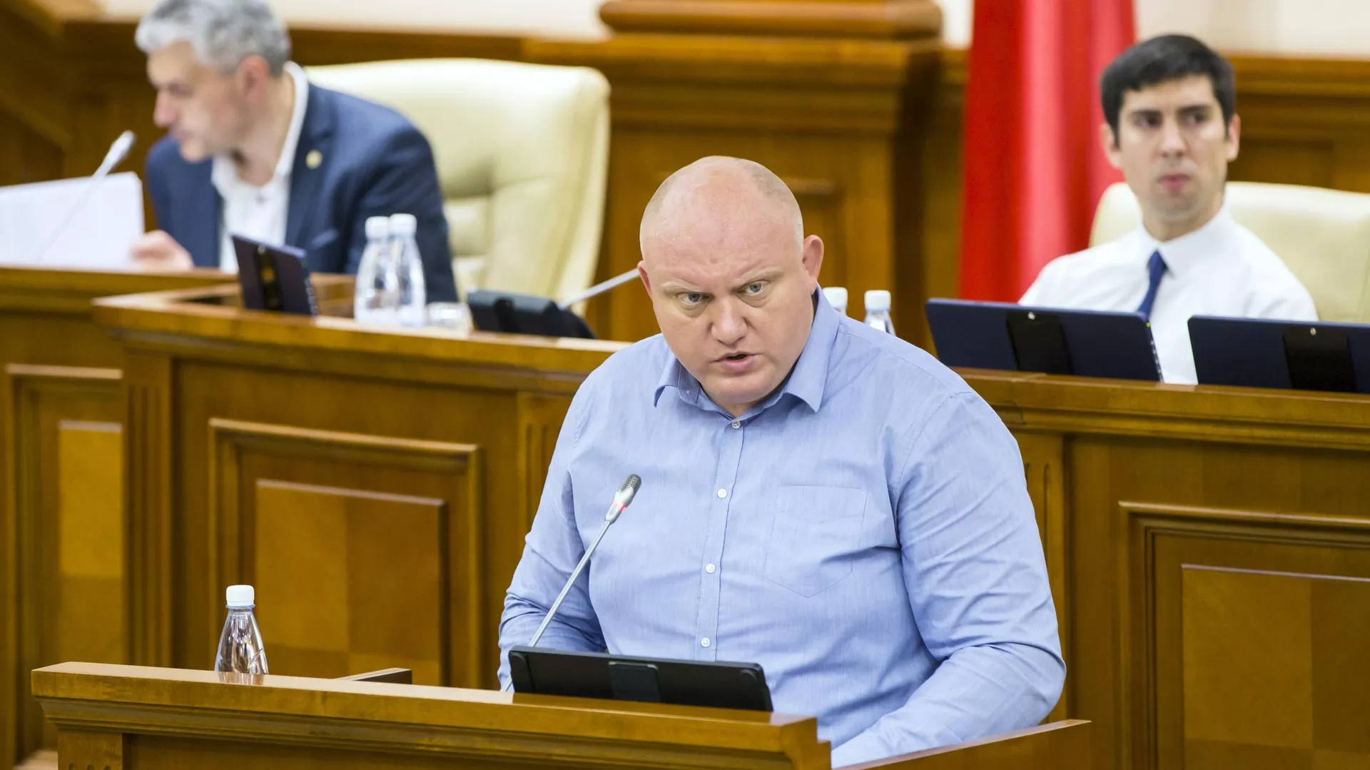 Молдавский депутат считает, что Санду могла бы призвать румынские войска