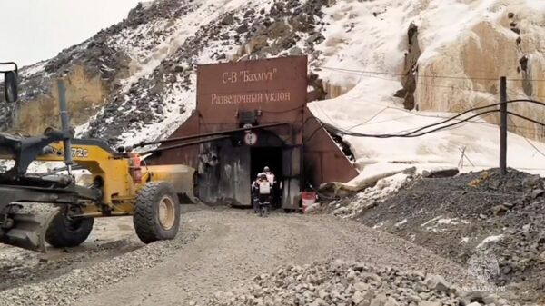 Аварийно-спасательные работы на руднике Пионер 