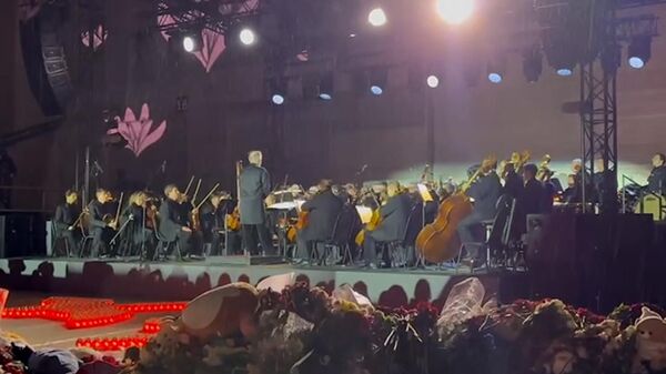 Симфонический оркестр Валерия Гергиева у Крокус Сити Холла 